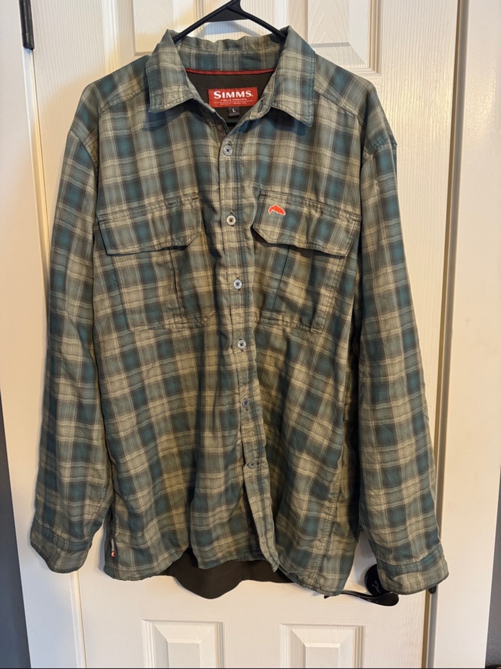 Amazing SIMMS brand heavy lined flannel shirt size Large.
